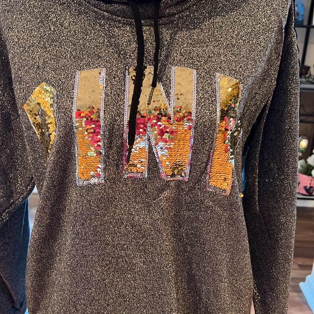 PINK Victoria’s Secret size M gray glittery sweatshirt  “pink” in flip sequins - Picture 5 of 5